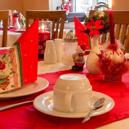 Hotel Zur Post In 3*