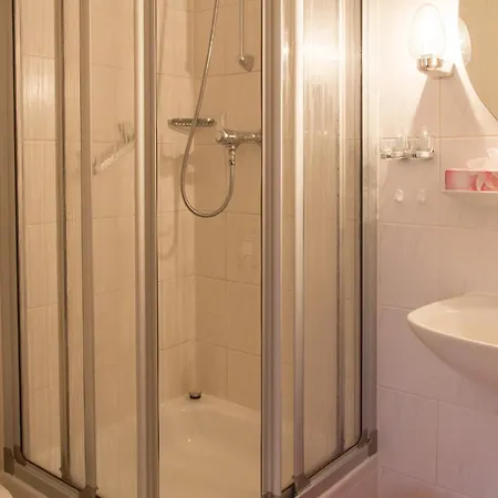 Zur Post In Hotel 3*