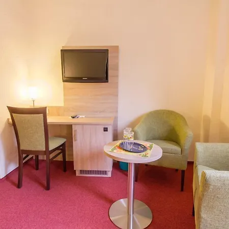 Hotel Zur Post In 3*