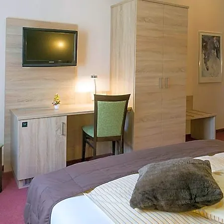 Zur Post In Hotel Wurzen