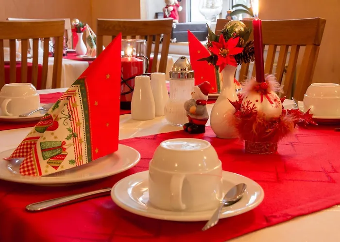 فندق Zur Post In 3*