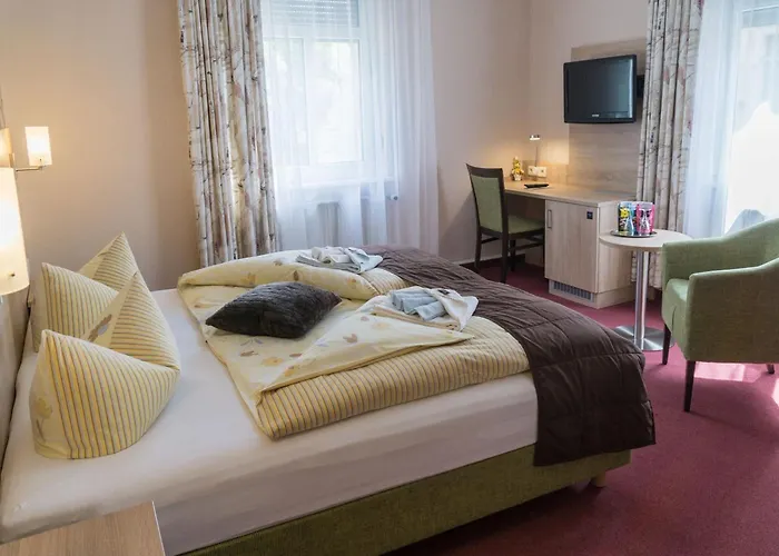 فندق Zur Post In