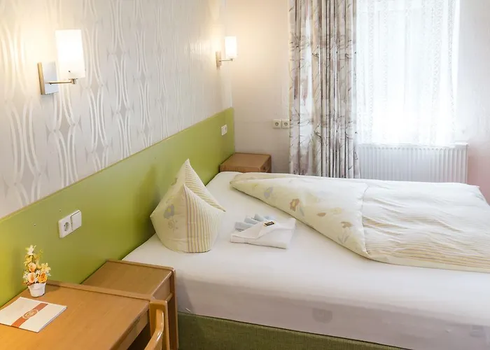 فندق Zur Post In