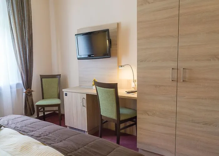 فندق Zur Post In 3*