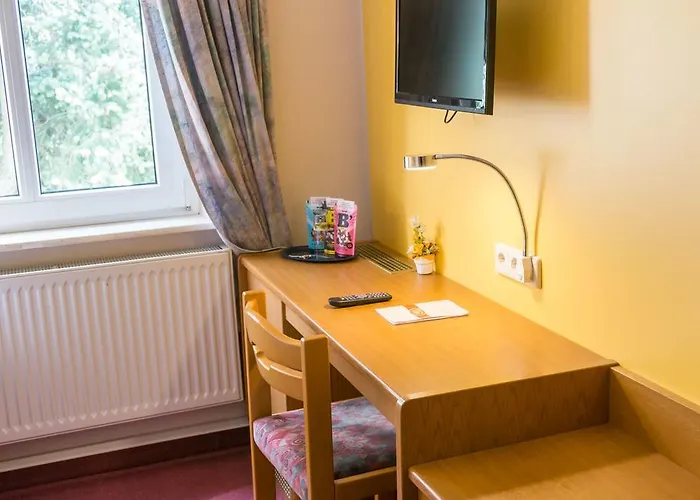 فندق Zur Post In 3*