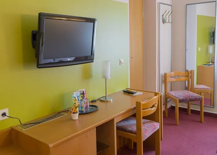 فندق Zur Post In 3*